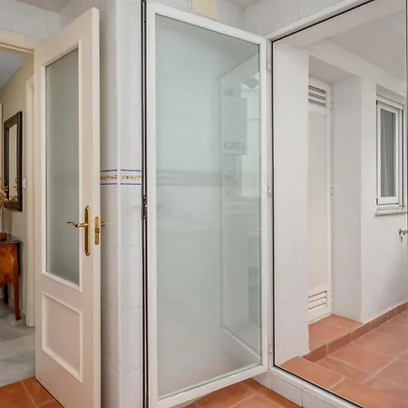 View By Lica Homes דירה *